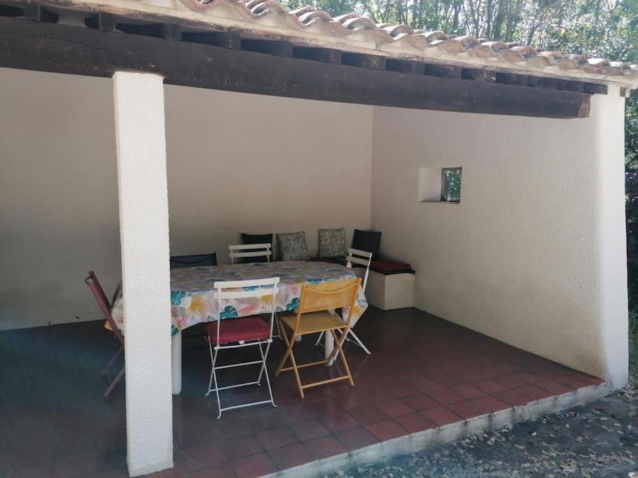 Apartment Meyreuil-terrasse-au Calme En Campagne-clim *