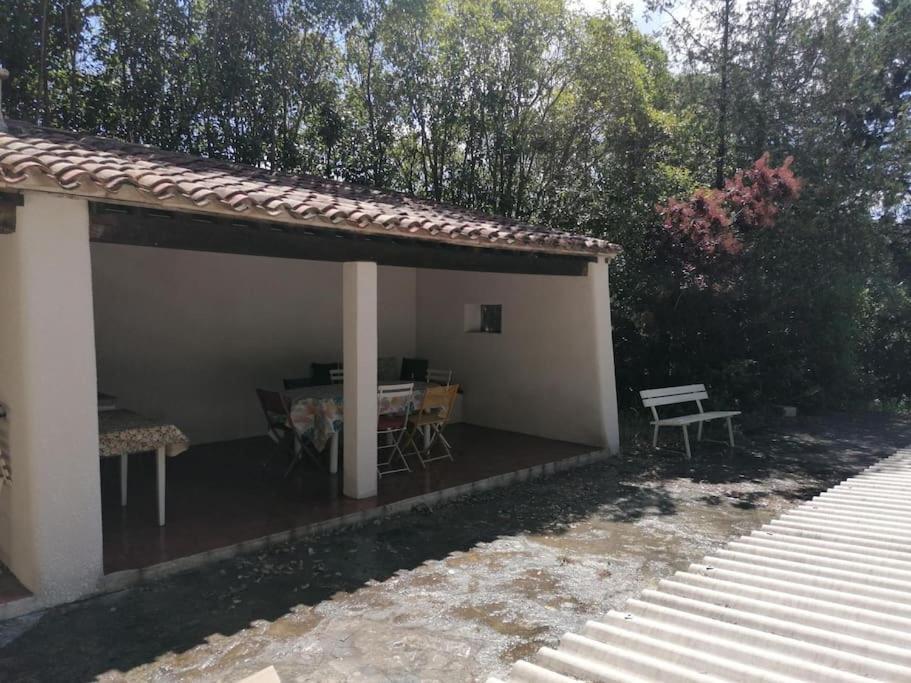 Appartement Meyreuil-terrasse-au Calme En Campagne-clim *